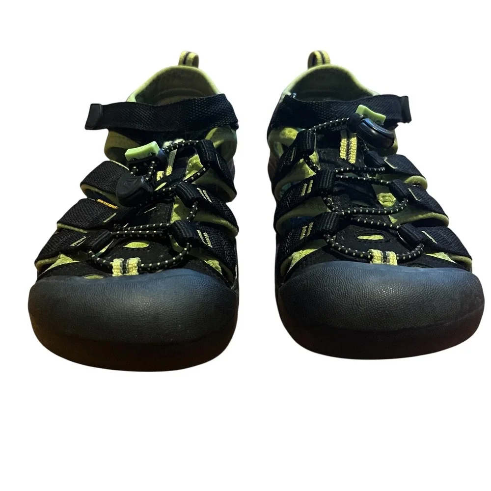Keen Newport H2 Kids Sandals Black Lime Green Waterproof Hiking Shoes 4 US Youth